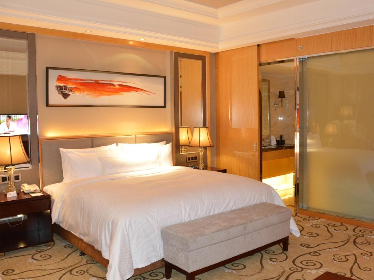 วินด์แฮม แกรนด์ พลาซา รอยัล มิงฟา จางโจว Hotel Zhangzhou ภายนอก รูปภาพ