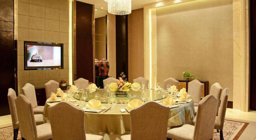 วินด์แฮม แกรนด์ พลาซา รอยัล มิงฟา จางโจว Hotel Zhangzhou ภายนอก รูปภาพ